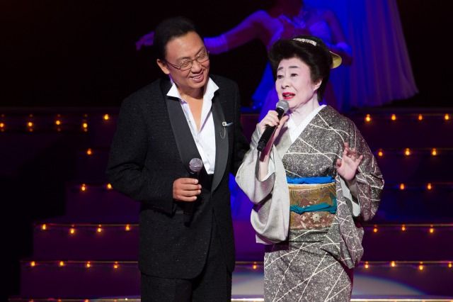 華やかで楽しい 明治座 梅沢富美男 中村玉緒 特別公演 初日レビュー 囲みインタビュー 宝塚ジャーナル 華やかで楽しい 明治座 梅沢富美男 中村玉緒 特別公演 初日レビュー 囲みインタビュー 宝塚ジャーナル