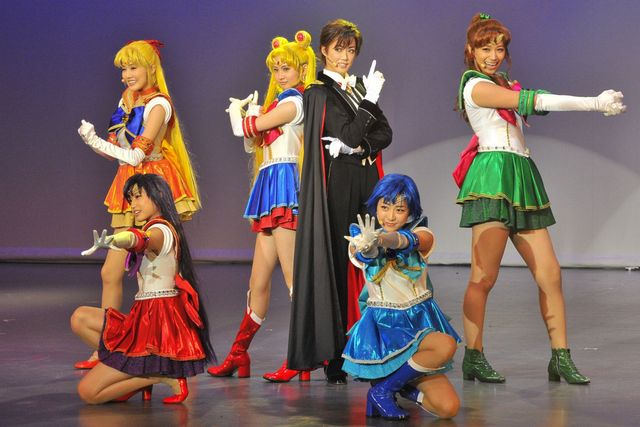 ミュージカル 美少女戦士セーラームーン ーla Reconquistaー 開幕 初日囲みコメント 宝塚ジャーナル