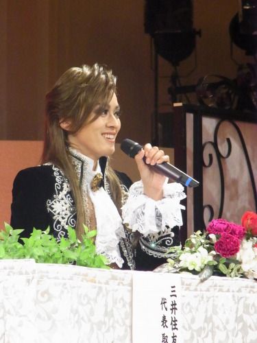 蘭寿とむトップお披露目公演 ファントム 制作発表 宝塚ジャーナル