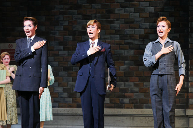 宙組公演『華やかなりし日々』『クライマックス』囲み取材 : 宝塚