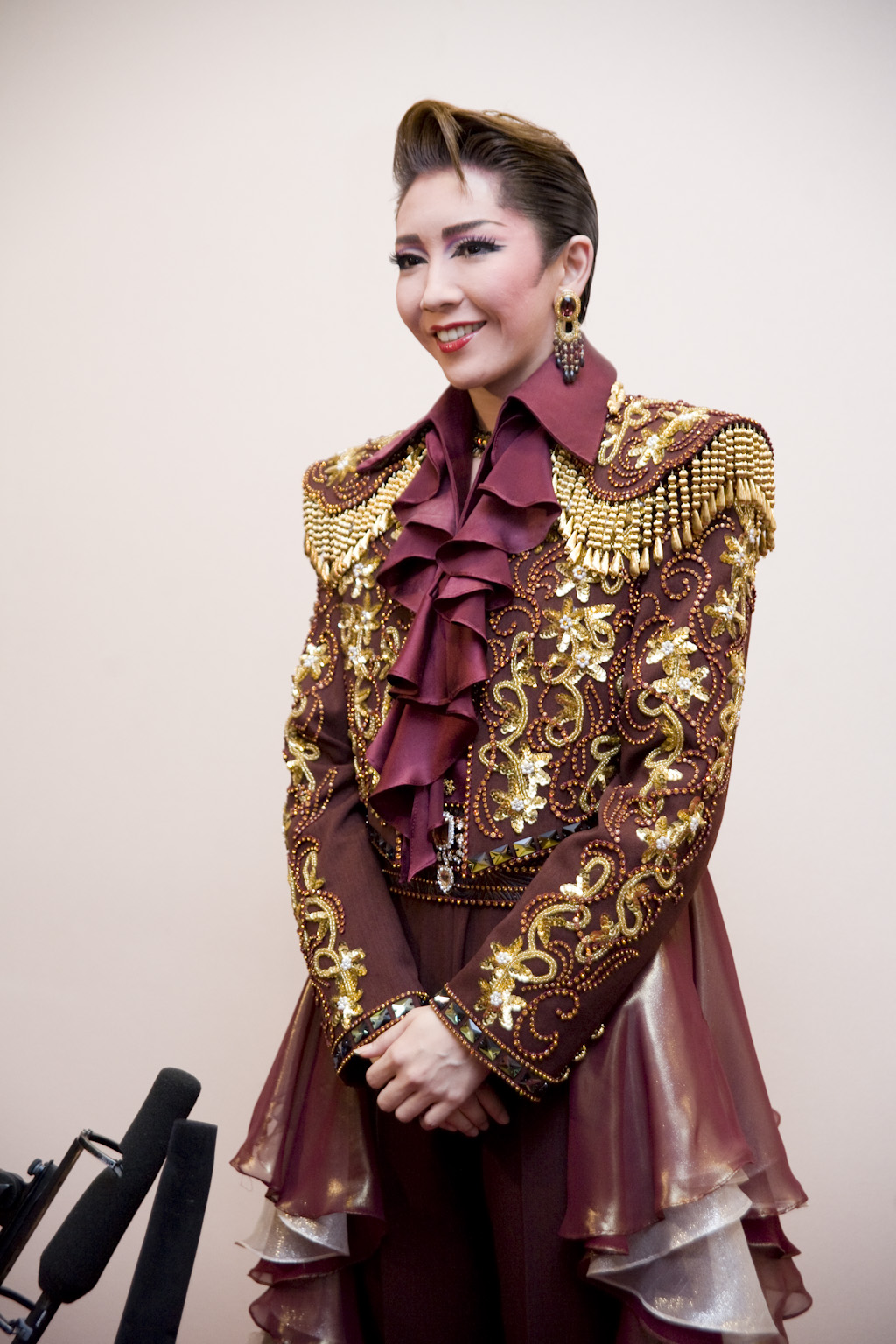 月組公演 瀬奈じゅん囲み会見 宝塚ジャーナル 月組公演 瀬奈じゅん囲み会見 宝塚ジャーナル