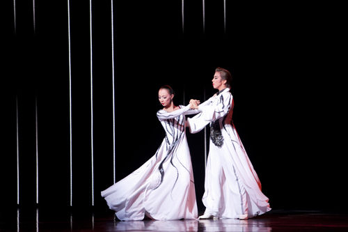 月組 宝塚大劇場公演 ミュージカル ジプシー男爵/グランド・レビュー Rhap… 月組 宝塚大劇場公演 ミュージカル ジプシー男爵/グランド