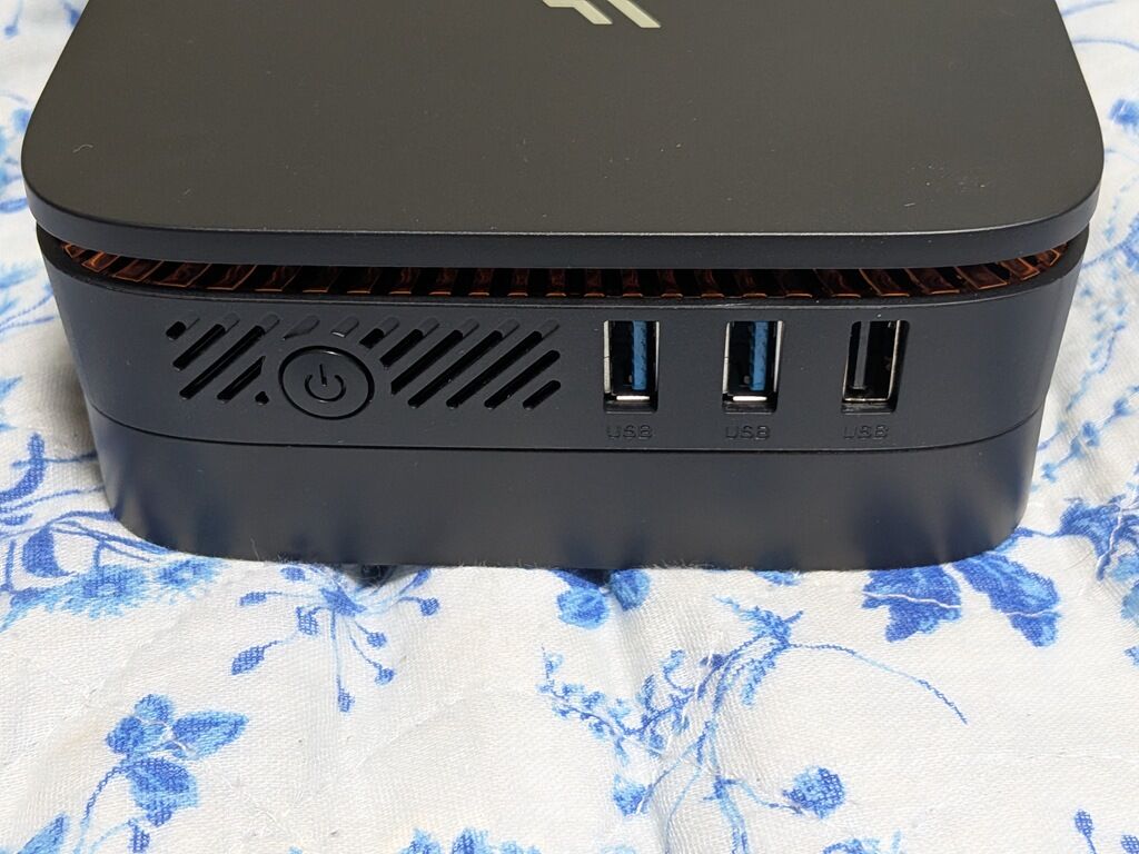 NIPOGIのミニPCを使えるようにした : 趣味と食べ歩きで毎日が自転車操業！