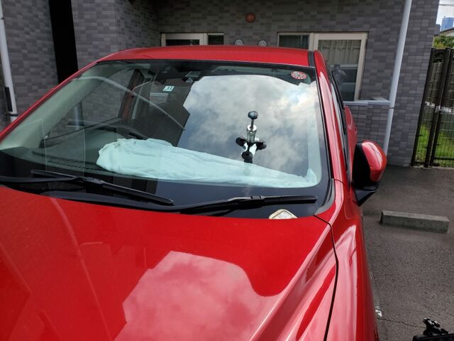 Cx 5 出張フロントガラス飛び石キズ修理 仙台 車フロントガラス リペア出張 リペアプロendo 業販価格で出張施工 便利 上手 早い 安い 自宅や会社へフロントガラス飛び石傷修理 ヘッドライト磨き 耐久コート