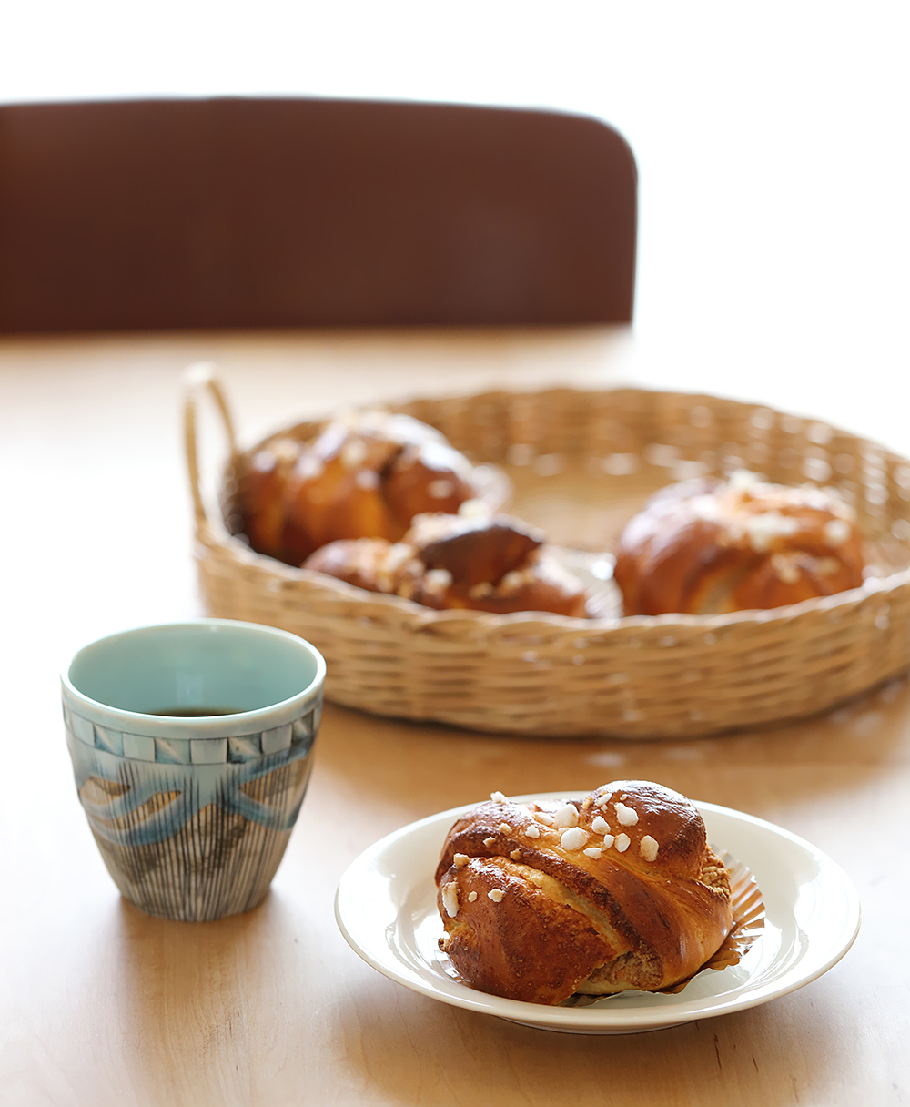 モイリー moily ラウンドトレイ シナモンロール 林英樹  美濃焼