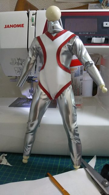 シルバー仮面ジャイアントスーツ フィギュアスーツ製作日記 たまに障がいのある息子の事も呟きます O