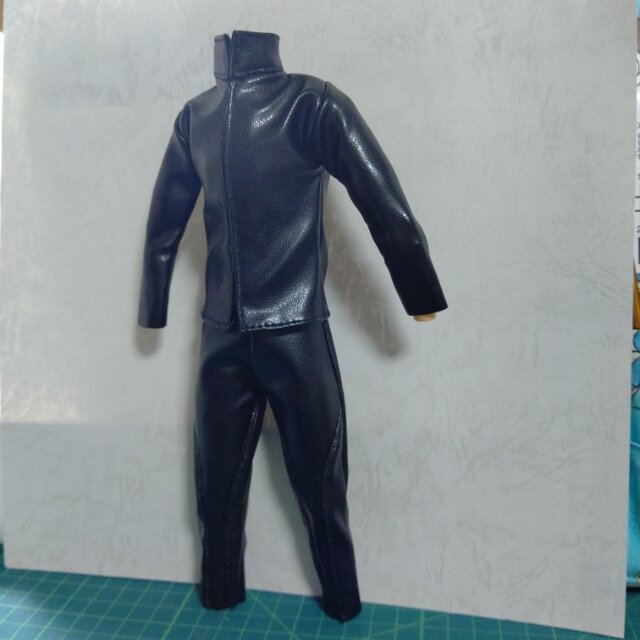 メディコムRAH DX仮面ライダーファースト自作スーツ