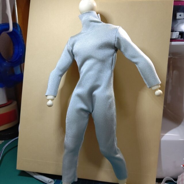 シルバー仮面等身大 : フィギュア用着せ替えスーツ製作日記 /たまに 