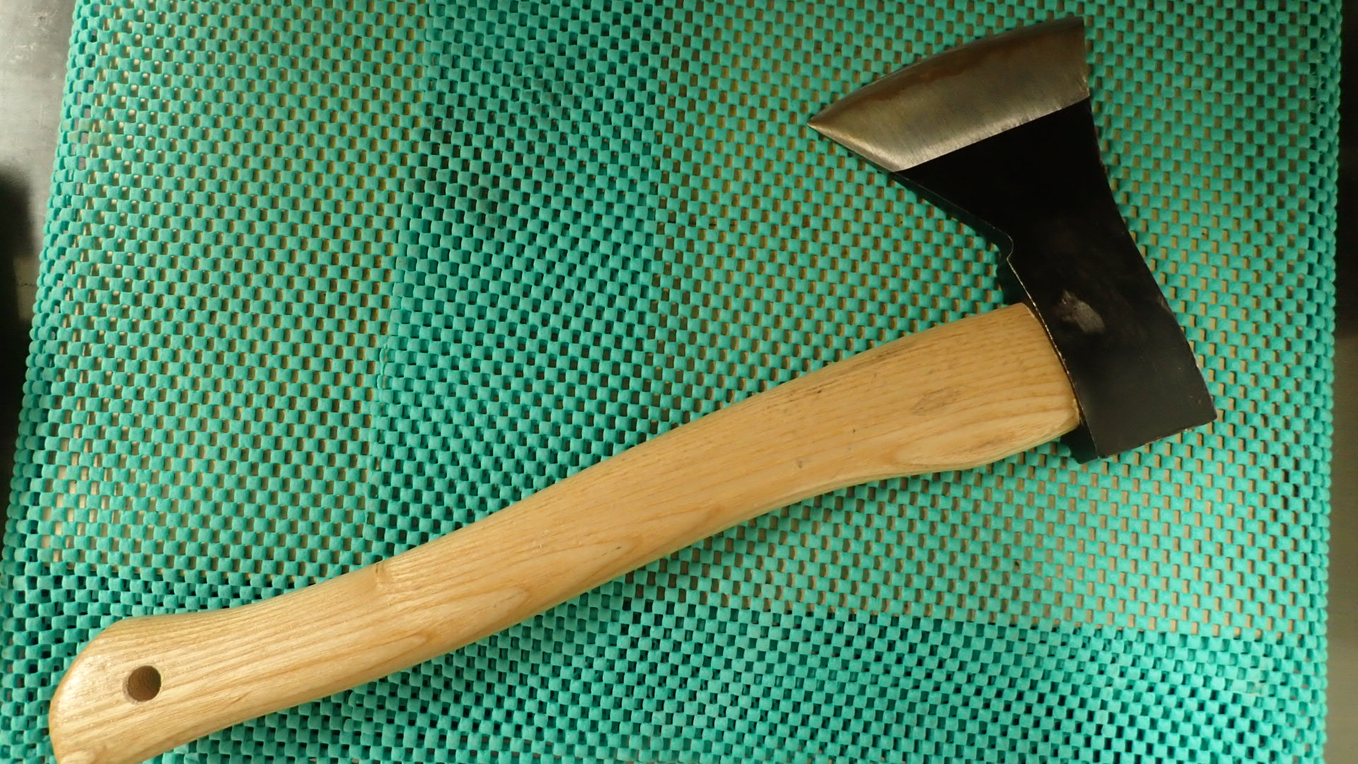 手斧を研いでみた 思い立ったが吉日的なオヤジの日記