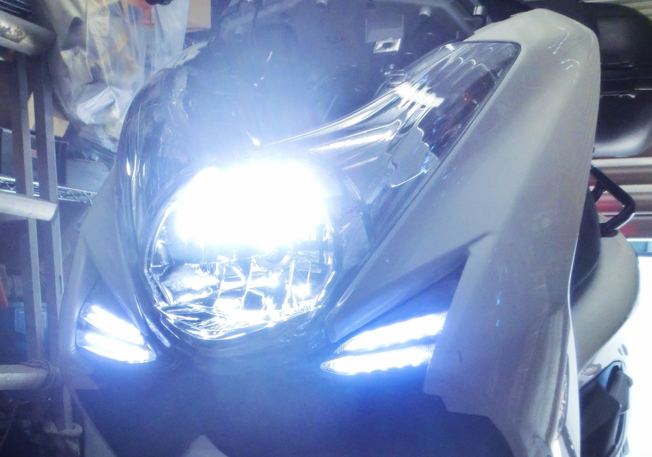 マジェｓヘッドライト ｌｅｄ化 思い立ったが吉日的なオヤジの日記