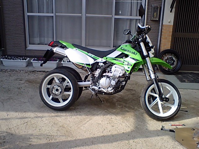 Dトラッカー250 ホイール Dトラッカー250 前後キャストホイール化