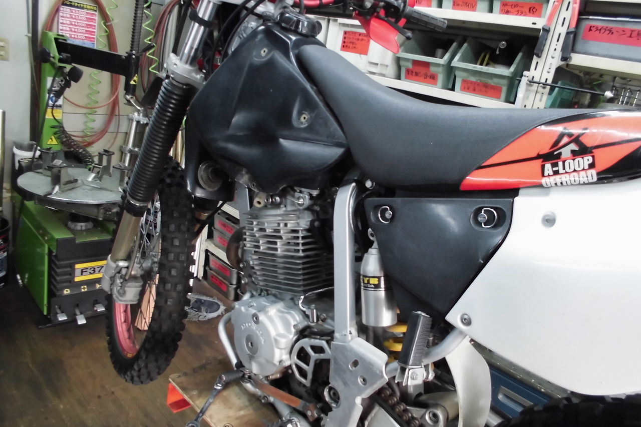 ｘｒ２５０ｒ メンテ Factory のメカニックブログ