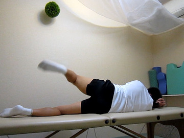 股関節　ぶらぶら-2