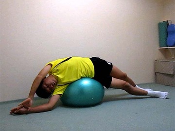 バランスボール　ストレッチ-22