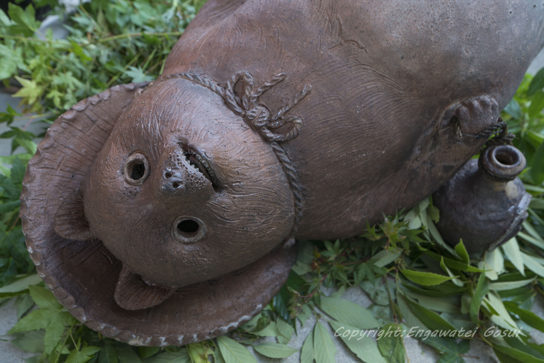狸 常滑？松下さん？ 松下衍（ひろし）さんの作品でした、記事内