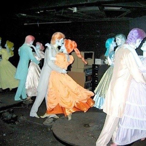 こうなってたのか ディズニーアトラクションの 裏側 えのげ