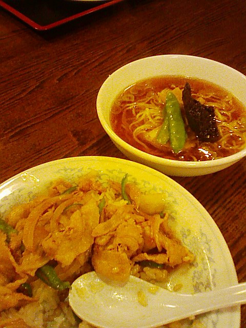 東京亭 とんきんてい 昭島市 焼き肉丼bセット 米と麺