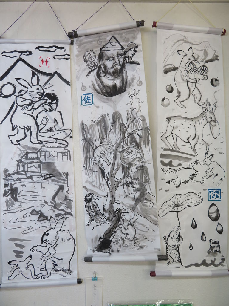 水墨画で掛け軸を作る 中高生 アトリエ村絵の会