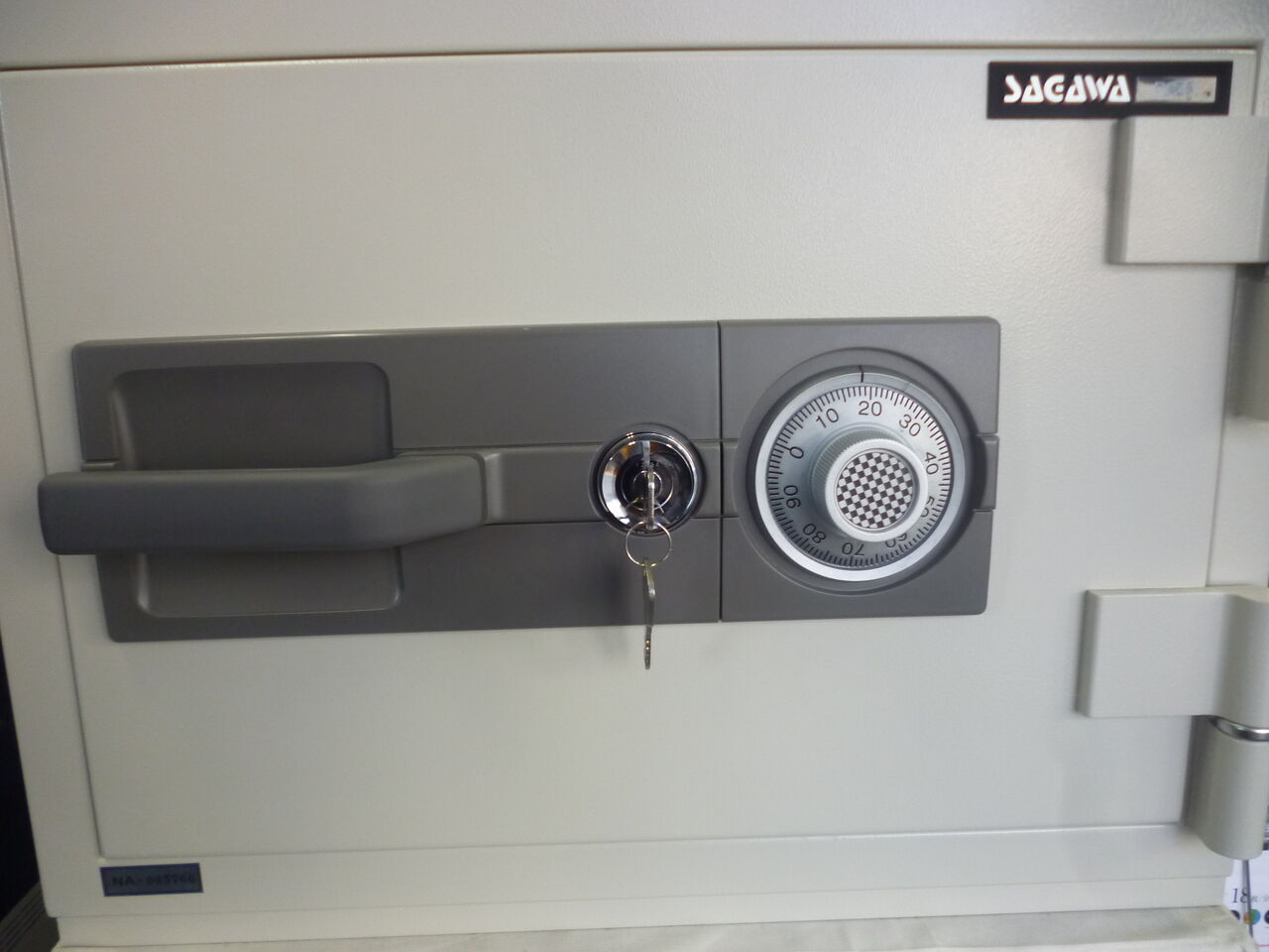 金庫ダイヤル式3