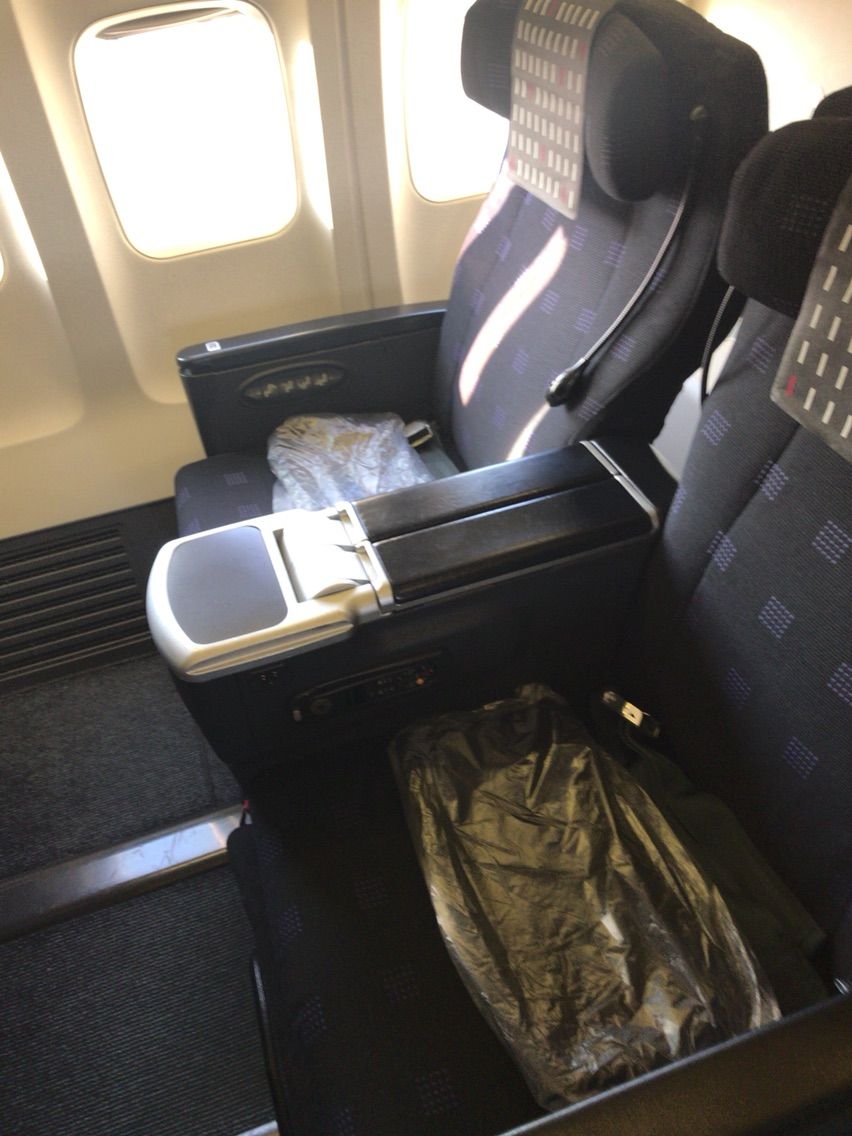 社畜 Jal4便非常口座席で上海浦東から中部に帰国 日式社畜榎田の諸国漫遊記 社畜 Jal4便非常口座席で上海浦東から中部に帰国 日式社畜榎田の諸国漫遊記