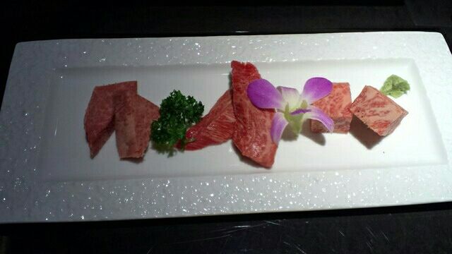 花牛 ペシェのよちよち歩き 花牛 ペシェのよちよち歩き