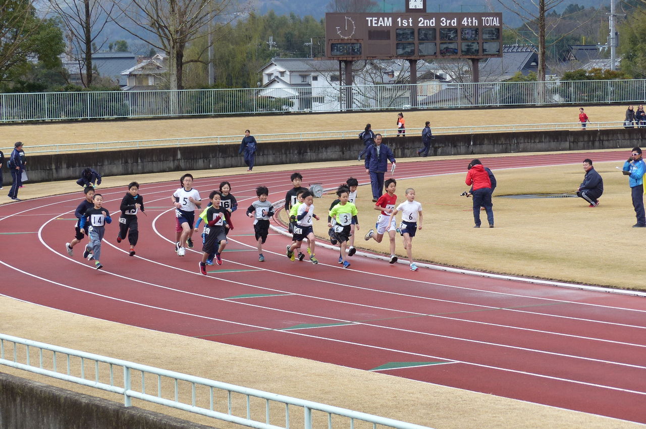 19 3 16 第３１回 亀岡市中長距離チャレンジ大会 亀岡運動公園競技場 偃修館ニュース
