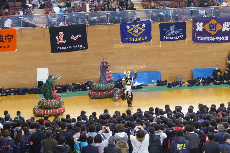 16 12 25 山手剣道結団40周年記念 第5回 山手錬成旗争奪少年剣道大会 岡山県総社市 きびじアリーナ 偃修館ニュース 16 12 25 山手剣道結団40周年記念 第5回 山手錬成旗争奪少年剣道大会 岡山県総社市 きびじアリーナ 偃修館ニュース