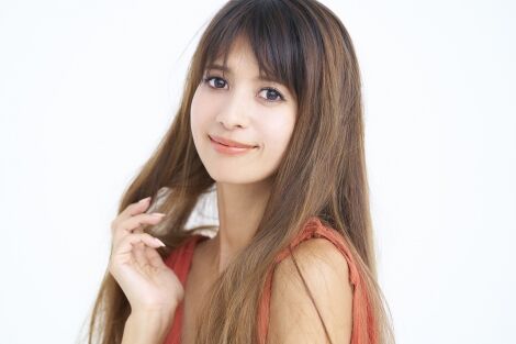 お姫様 吉川ひなの ウエディングドレス姿披露に リアルプリンセス 毎日更新エンタメ情報ch