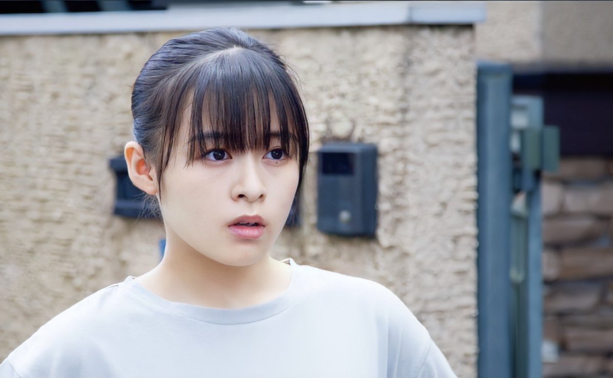 女優 森七菜 金髪ギャル ミニスカ制服ショット公開 毎日更新エンタメ情報ch