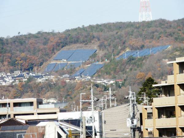 【画像】結構ヤバそうなソーラー発電所が次々見つかる