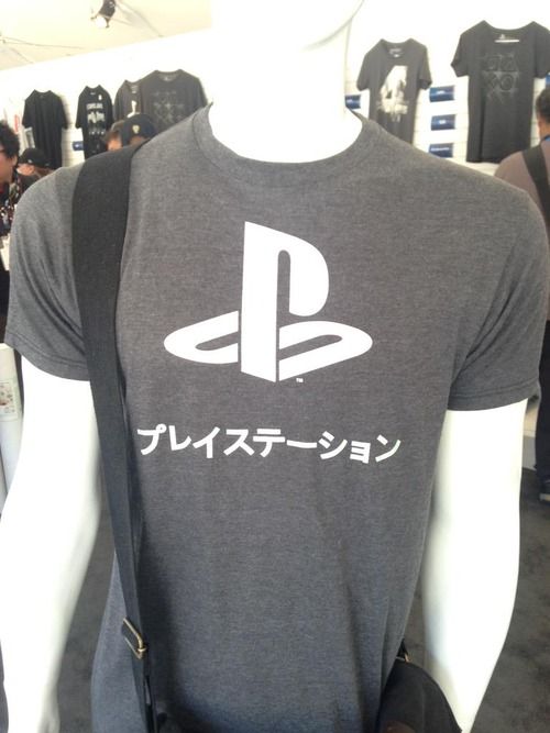 【画像】E3で売ってたプレイステーションのTシャツ想像以上にダサくてワロタｗｗｗｗ