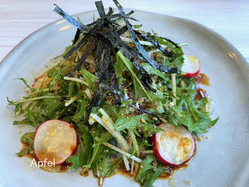 水菜、初収穫 ♪ : スイスの街角から