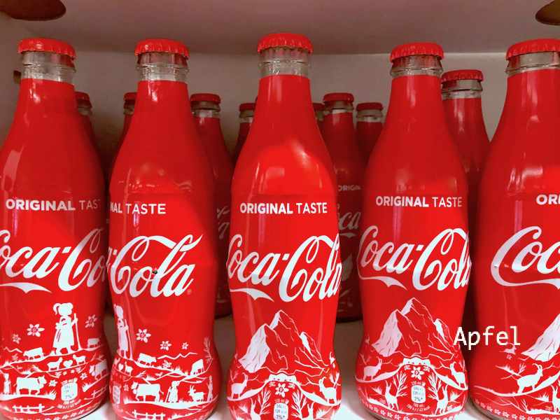 スイス限定版のコカ・コーラ ♪ : スイスの街角から