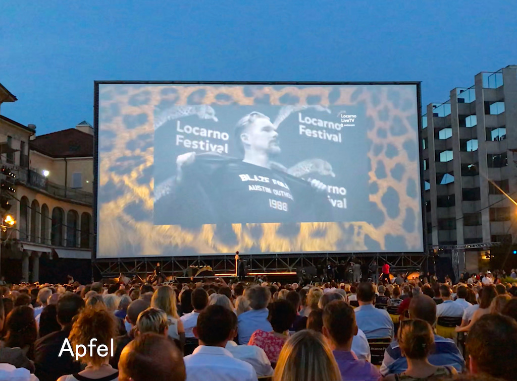 ワクチン接種証明とロカルノ映画祭 スイスの街角から ワクチン接種証明とロカルノ映画祭 スイスの街角から