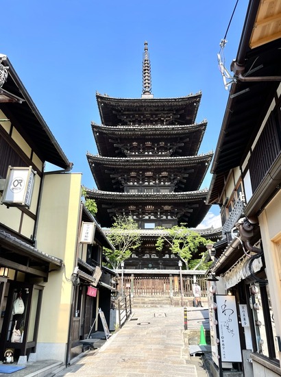 B13468DF-B1E1-40CC-851C-1E4AC6C7B1C0