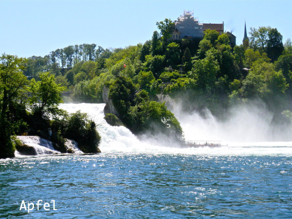ヨーロッパ最大 スイス ラインの滝 Rheinfall スイスの街角から ヨーロッパ最大 スイス ラインの滝 Rheinfall スイスの街角から