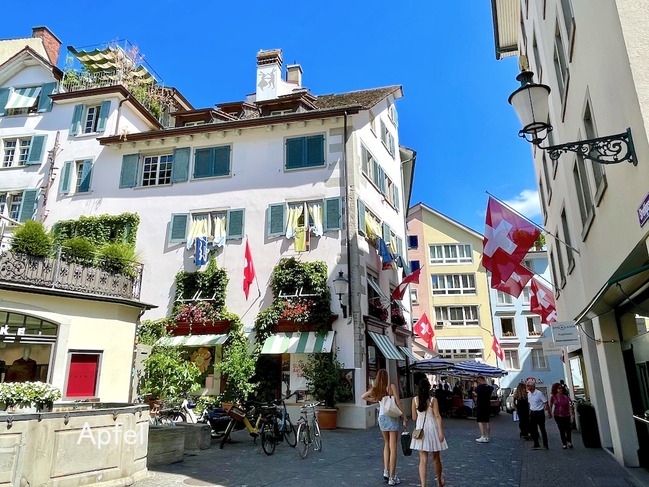 真夏のチューリッヒ やっぱり暑かった〜！けど、素敵🇨🇭