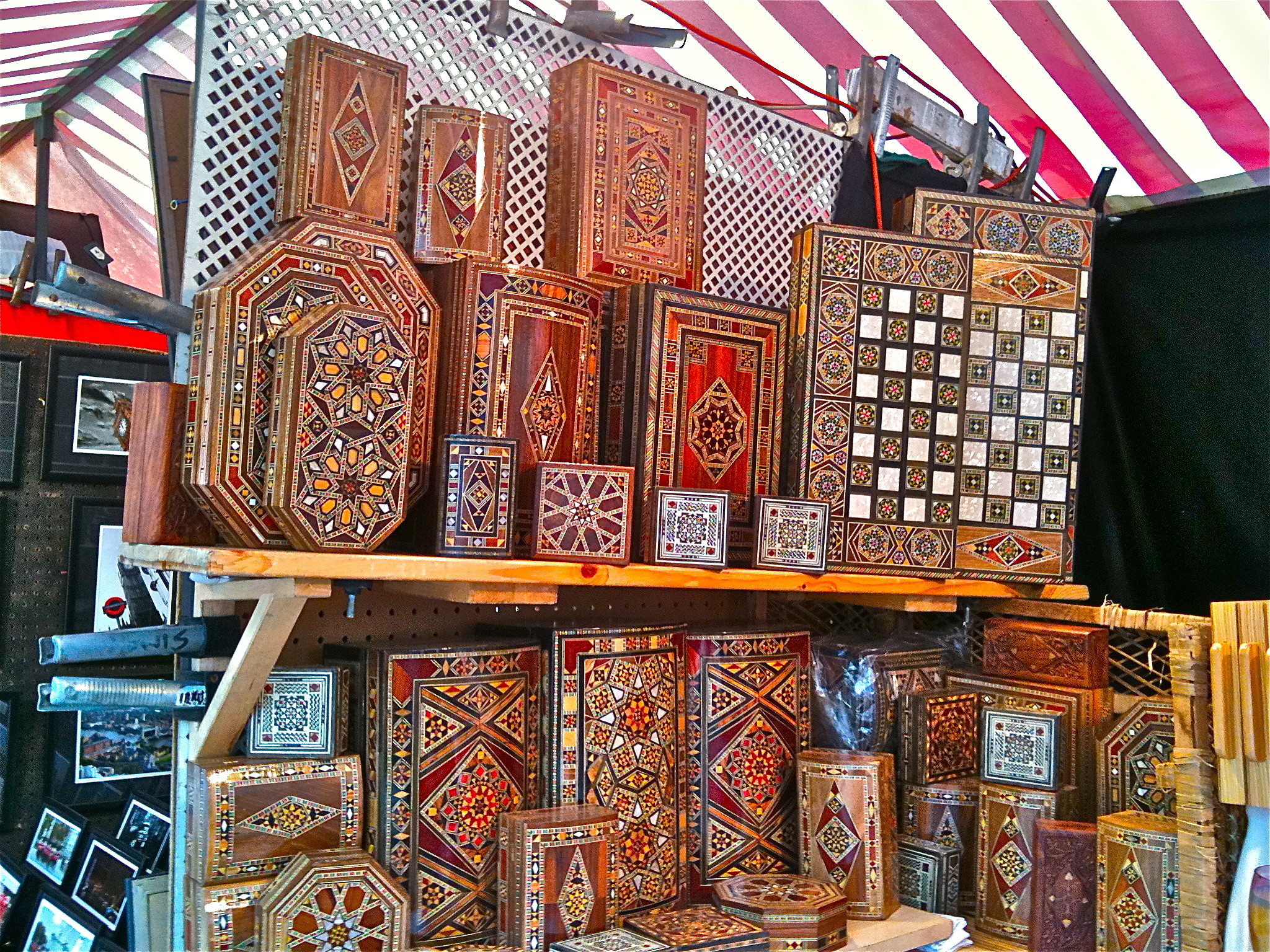 夏のロンドン8 ピカデリー界隈と 蚤の市 スイスの街角から