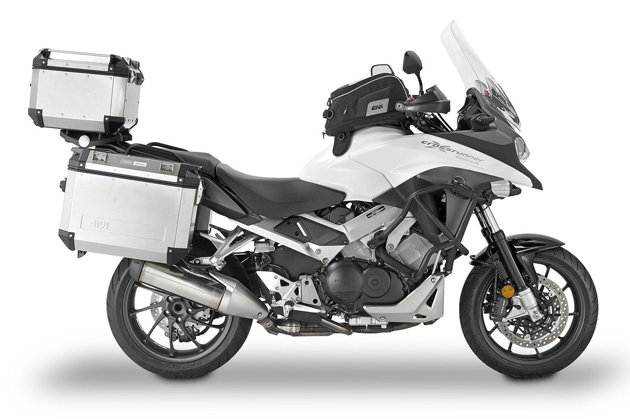 Vfr800xクロスランナー15 パニア換装 Advな日記 Vfr800xクロスランナー15 パニア換装 Advな日記