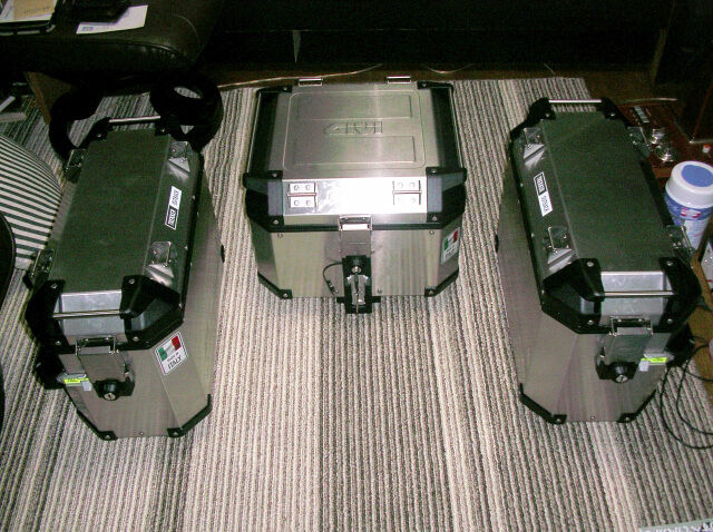 Crf1000lアフリカツインas Givi Obkケース取り付け Advな日記