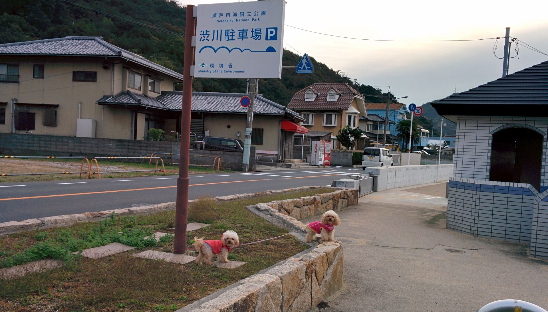 岡山旅行 玉野渋川海岸で車中泊 らりるれ るなちゃんず
