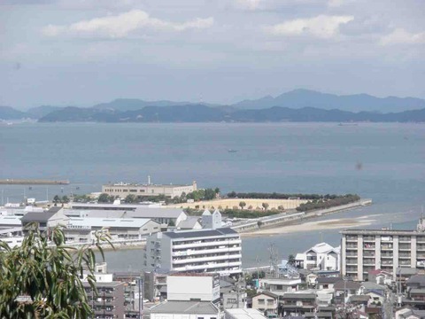 A8589E56-CB11-41C6-A34A-B530C2270D7C