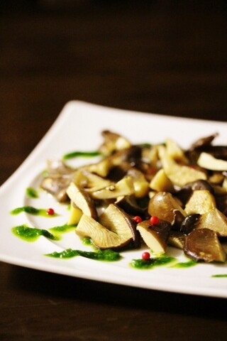 黒あわび茸 ニュージーランドワイン おつまみ研究家 えりぷーのごはん日記