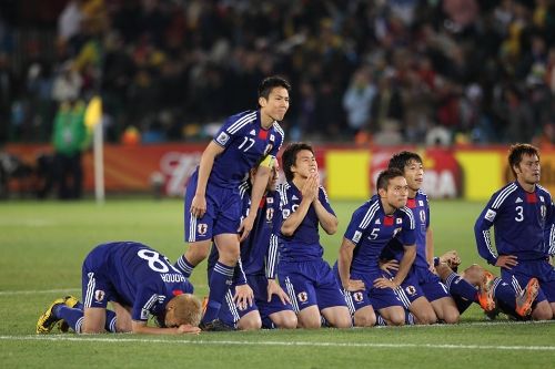 悲報 なぜ日本のサッカー選手はチャンスでシュートを打たずバックパスをして俺たち客のストレスを上げるのかｗｗｗｗｗ 2chフットボールまとめアンテナ