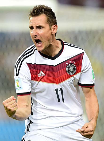 【悲報】サッカードイツ代表…強力なフォワードが現れないｗｗｗｗｗ