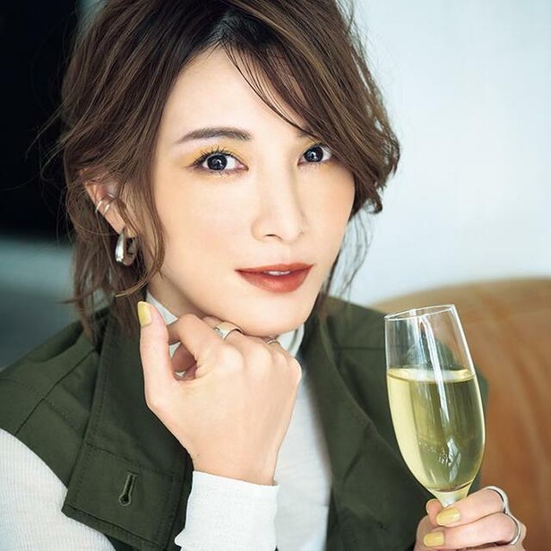 【悲報画像】加藤あいさん(40)変わり果てた姿で発見される…