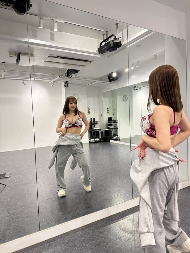 【画像】爆乳ダンサーさん(20)、胸がバルンバルンｗｗｗｗｗｗｗｗｗｗｗｗｗｗｗｗｗｗｗｗｗｗｗｗｗｗｗｗｗｗｗｗｗｗｗｗｗｗｗ