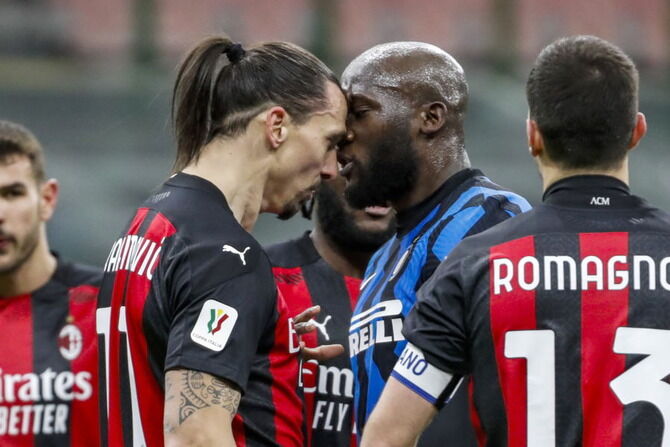 朗報 サッカー選手さん スタジアムに客がいないと喧嘩が減る模様wwwww スポキチ速報 朗報 サッカー選手さん スタジアムに客がいないと喧嘩が減る模様wwwww スポキチ速報