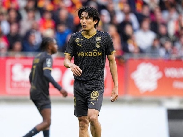 【悲報】中村敬斗さん、結局移籍できずで不憫すぎるｗｗｗｗｗ