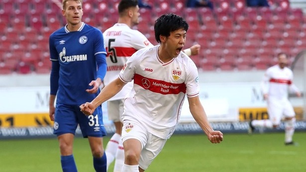 悲報 次のフランス戦で遠藤がイエローカード貰ったら累積レッドになってwwww サカラボ サッカーまとめ速報 悲報 次のフランス戦で遠藤がイエローカード貰ったら累積レッドになってwwww サカラボ サッカーまとめ速報